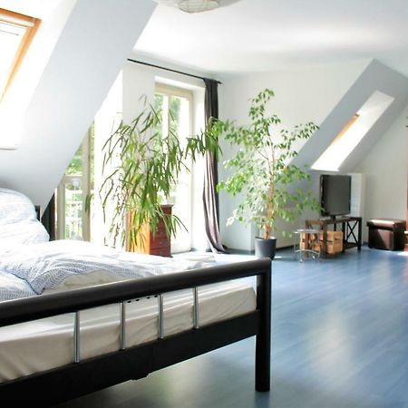 Zentrale Ferienwohnung Anker Im Sonnenblumenhaus Фленсбург Екстер'єр фото