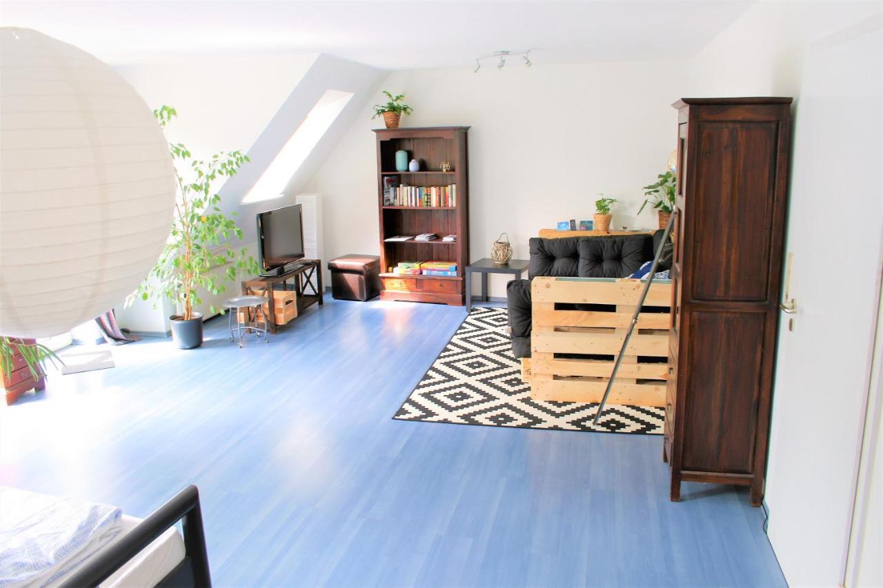 Zentrale Ferienwohnung Anker Im Sonnenblumenhaus Фленсбург Екстер'єр фото